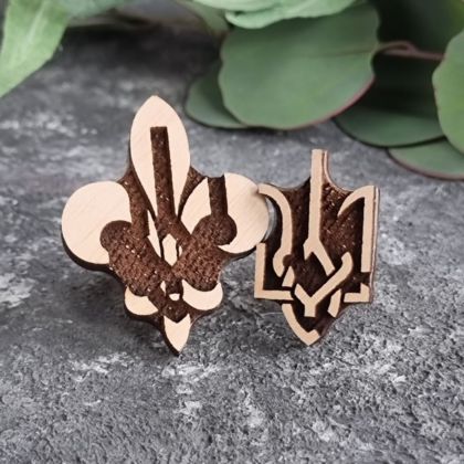 Штамп вибійка на тканині "Пластова Лілійка"